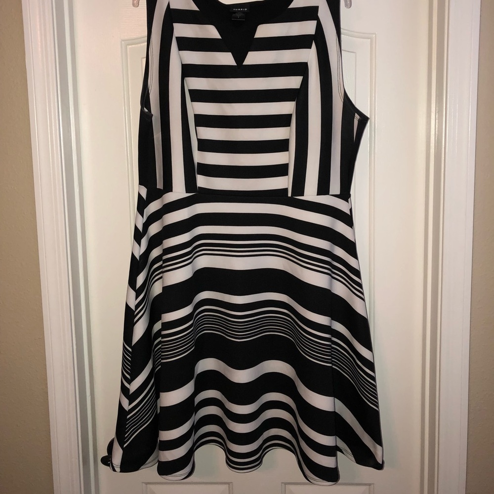 Torrid Black/White Stripe Scuba Dress- Size 2